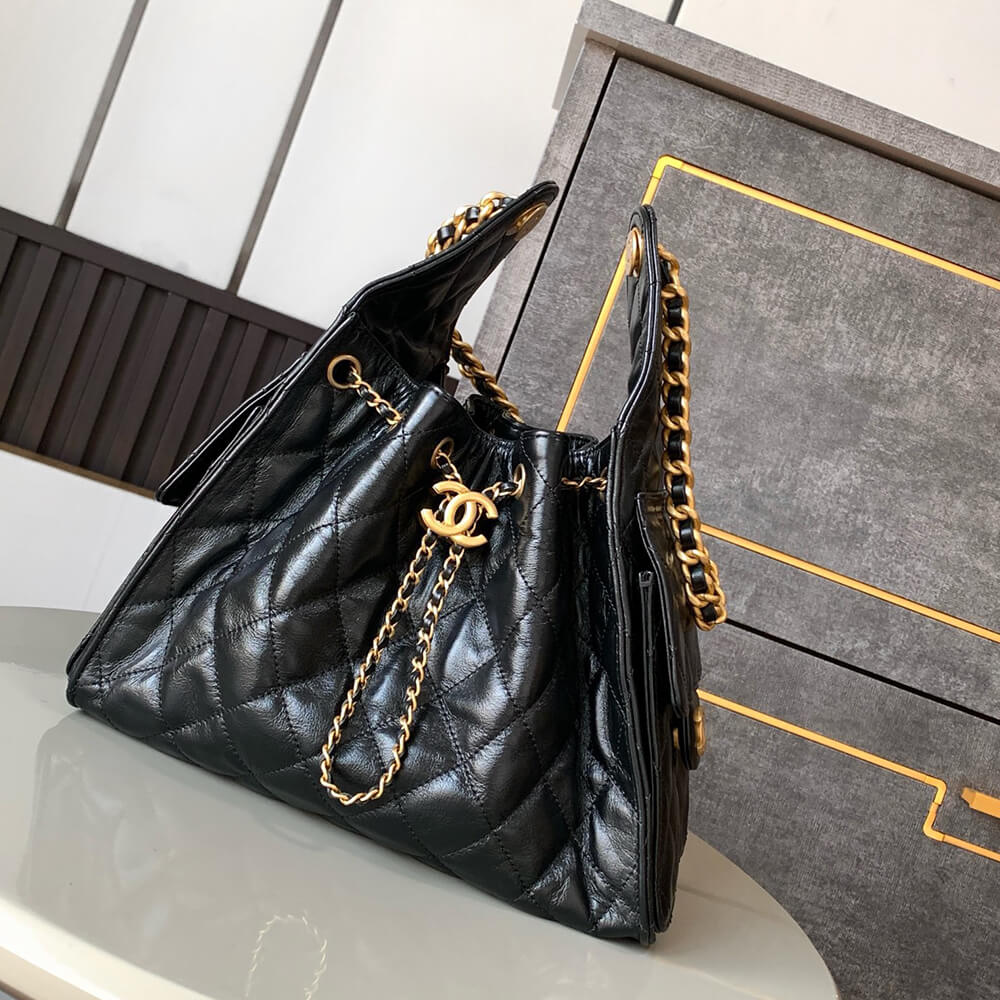CHANEL 25 Small Handbag(high-end grade)